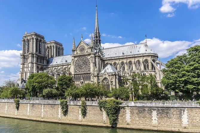 A Morning in Paris Food Tour: Croissants, Baguettes & Chocolate - Key highlights worth your morning