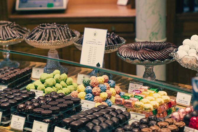A Morning in Paris Food Tour: Croissants, Baguettes & Chocolate - Why This Croissants, Baguette, and Chocolate Morning Works
