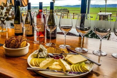 Amazing Yarra Valley Wine Tour + Chocolate, Farm Fresh, Gin - Yarra Farm Fresh: Strawberries and Seasonal Fruit, Early