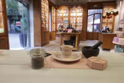 Barcelona & Chocolate Amatller History and Culture + Activity and Tasting - The Audiovisual Chocolate Story: What You Learn Before You Taste