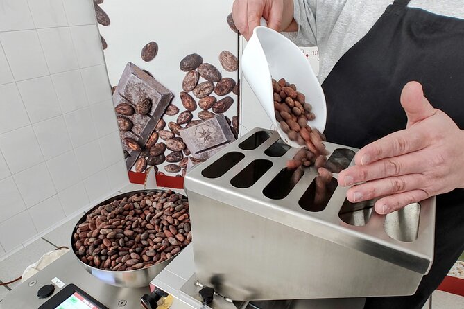 Become a chocolatier for a day, in Modica raw chocolate - The lab setup: gowns, caps, gloves, and why it matters