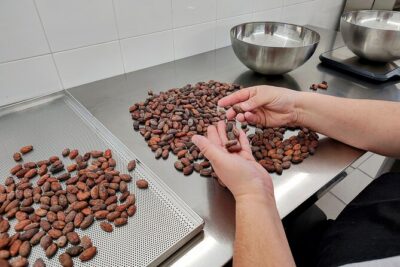 Become a chocolatier for a day, in Modica raw chocolate - Meet the makers at i Sapori degli Iblei (and what to do when you arrive)
