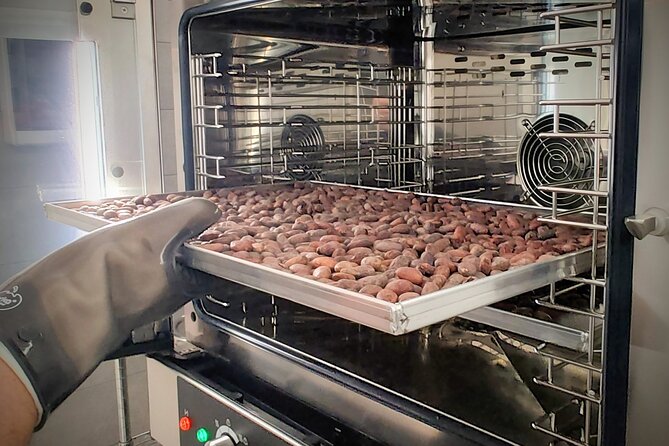 Become a chocolatier for a day, in Modica raw chocolate - Creating your personalized bar: the best part to plan for