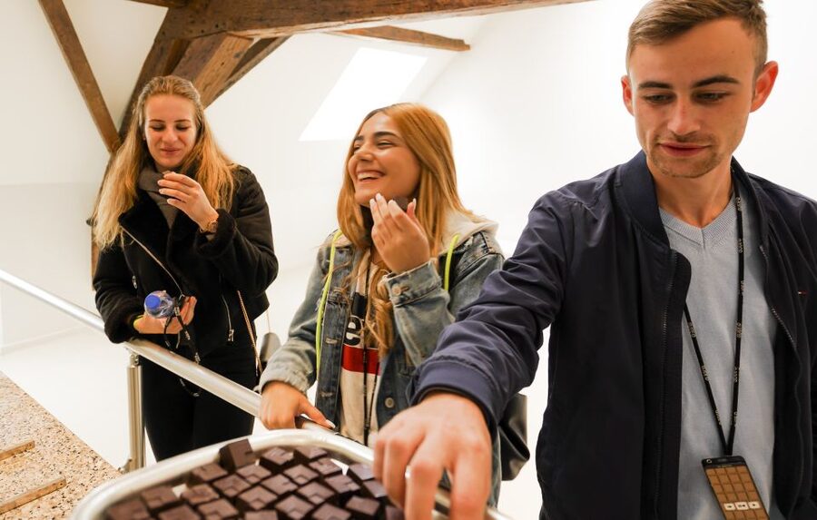 Choco-Story Brussels: Chocolate Museum Entrance with Tasting - Live praline demonstration: where the show happens (and where crowds form)