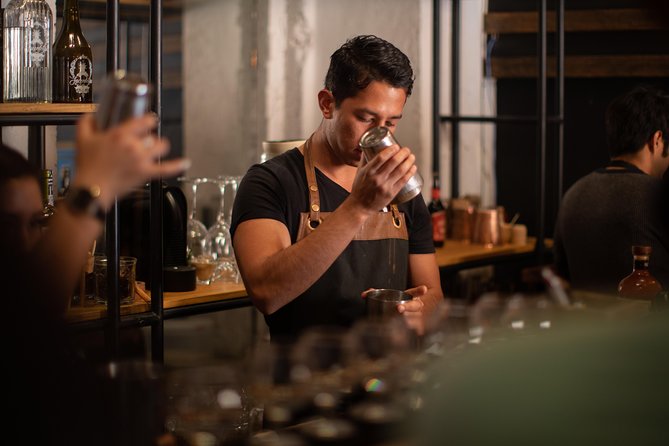 Chocolate and Cobblestones Tour with Taste of San Miguel - Meeting point: how to find your chocolate start without stress