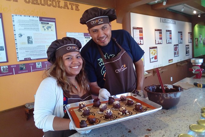 Chocolate and truffles workshop - Flavor stations and add-ins: choosing your ganache personality
