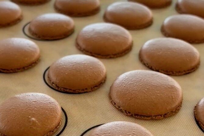 Chocolate Macarons Workshop in Puerto Vallarta - Chocolate macaron technique with Ney (and why her pacing matters)