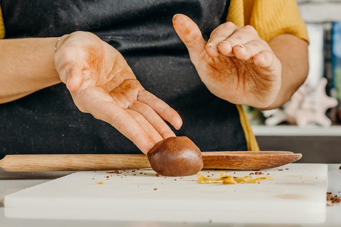Chocolate Master Class & Taino Concept Store - The store stop: tastings, cacao history, and a clear roadmap
