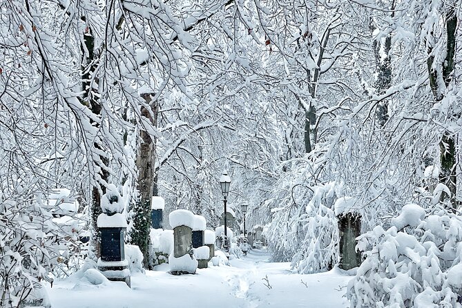 Death and Chocolate: Walking Tour of Munich's Old South Cemetery - Munich’s Old South Cemetery tour: what you’re really signing up for