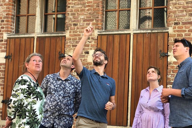 Discover authentic Ghent with historian & taste the best chocolate - Maaseikplein and the Van Eyck Brothers Moment