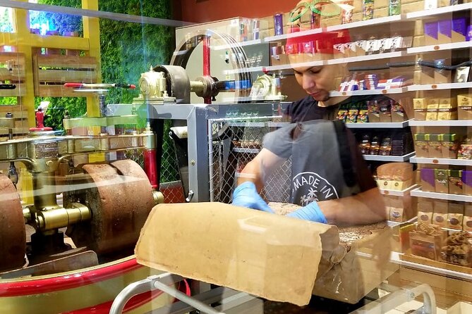 Discover Dominican Treasures: Rum, Cigars, Coffee & Chocolate - Beyond the Big Four: Larimar, Amber, Mamajuana, and Handmade Arts