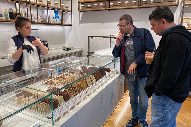 Ethical Chocolate Tour - Stop 2 in Wollishofen: Watching Bean-to-Bar Chocolate Take Shape