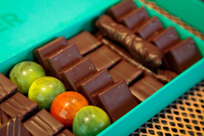 Expert-Led Sweet Secrets of Paris Pastry & Chocolate Marathon - Saint-Germain-des-Prés on a sugar mission