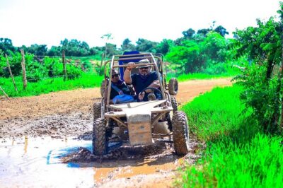 Extreme Jungle Buggy Ride with Coffee and Chocolate Tasting - Climbing into the buggy: how the ride actually feels