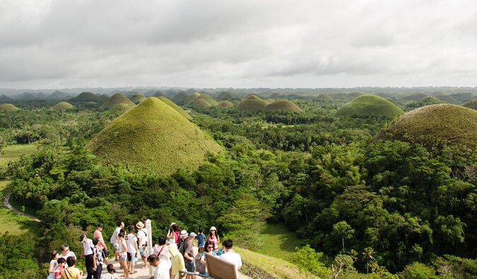 Famous Bohol Chocolate Hills Loboc River Cruise Tarsier Tour - Key points before you go