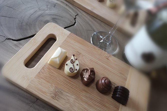 Full-Day Chocolate, Cheese, Olive and Wine Tour from Stellenbosch - Why This Stellenbosch Wine Tour Feels Better Than a Typical Day Out