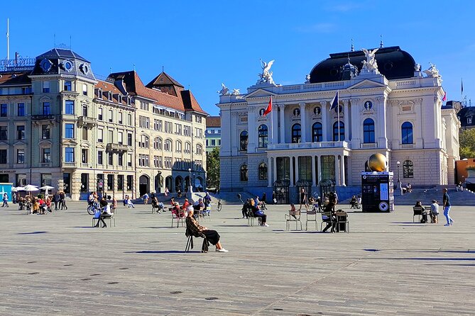 Full-Day Private Zurich Sightseeing Tour and Chocolate Tasting - Customizing on the fly with a local guide
