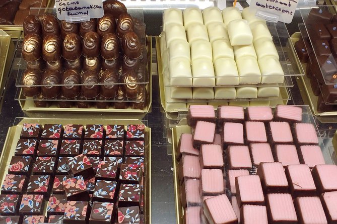 Ghent Chocolate Tasting and Sightseeing Tour - First Stop at Vrijdagmarkt: A fast start in medieval Ghent