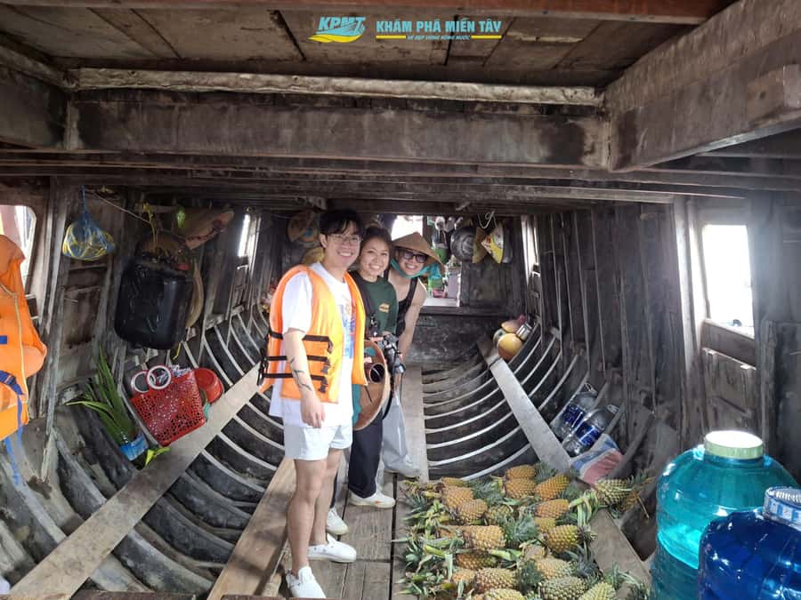 Group Tour: Floating Market, Rice Noodle, nursery vegatable - Rice Noodle at a Local House: How Hu Tieu Lives Beyond the Factory