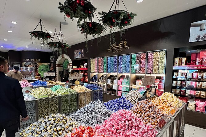 Lindt Home of Chocolate Museum Experience with Pick Up - Live praline-making: what to expect (and what not to expect)
