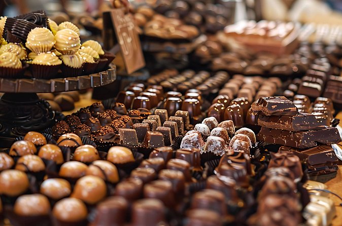 Lucerne: Chocolate Tasting and Walking Tour with a Local - Quick FAQ