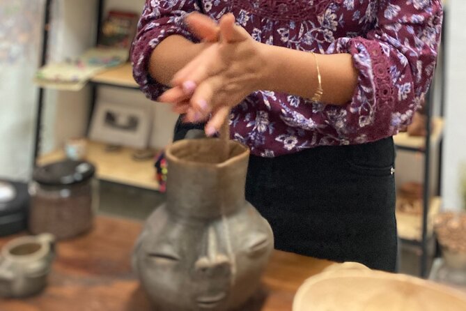 Make Your Own Chocolate with Oaxacan Tradition Private Class - The Tasting Close: Cocoa-Based Sandwich with What You Made