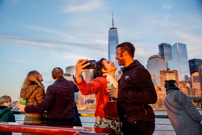 New York City Christmas Holiday Statue and Skyline Cocoa Cruise - Price and Booking Value: What $85.50 Buys You