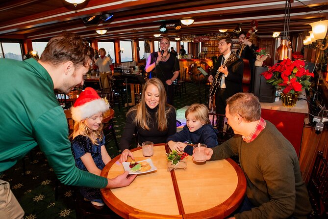New York City Cocoa and Carols Holiday Cruise - Jazz Band + Christmas Carols: How the Entertainment Works Onboard