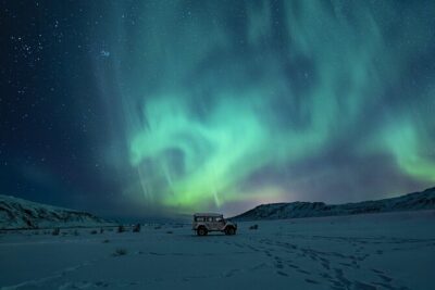 Northern Lights 4x4 Tour with Pastries and Cocoa from Reykjavik - Pastries, Cocoa, and Hand Warmers: Comfort While You Wait