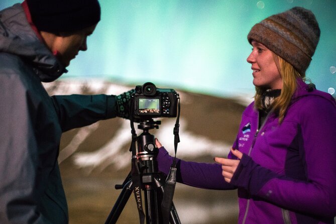 Northern Lights Minibus Tour with Hot Cocoa, Blankets & Photos - Group Size, Comfort, and the Little Things That Matter