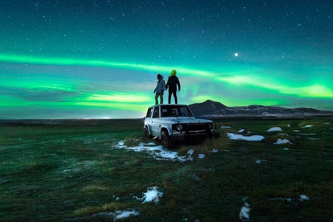 Northern Lights Small-Group Tour with Free Photos & Hot Chocolate - Key points worth knowing before you go
