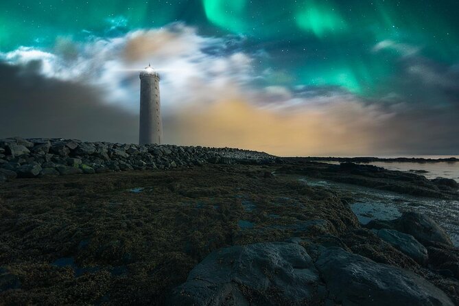 Northern Lights Small-Group Tour with Free Photos & Hot Chocolate - Northern Lights hunting feels different when a guide drives