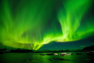 Northern Lights Small-Group Tour with Free Photos & Hot Chocolate - Pickup at 21:00: how to avoid the “we’re here, you’re not” problem