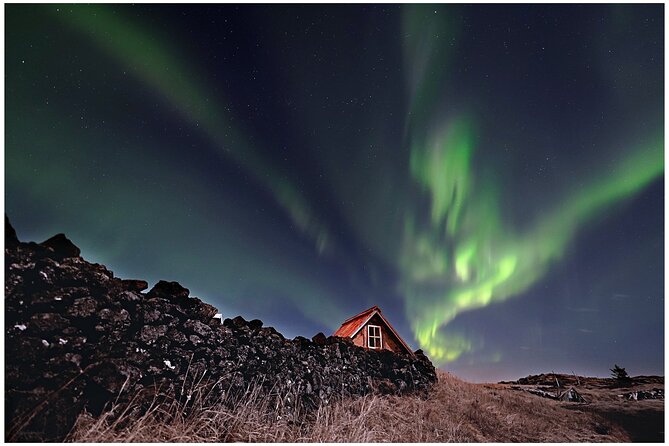 Northern Lights Small-Group Tour with Hot Chocolate & Photos - Aurora hunting with smart comfort, not a cattle-car