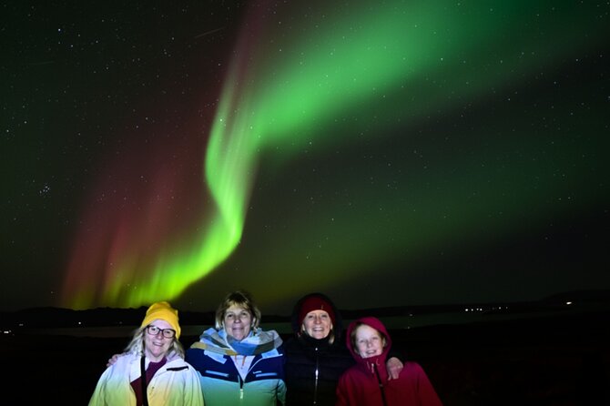Northern Lights Tour: Cozy Night Adventure with Hot Chocolate - Hot Chocolate Comfort: Small Luxury, Big Impact