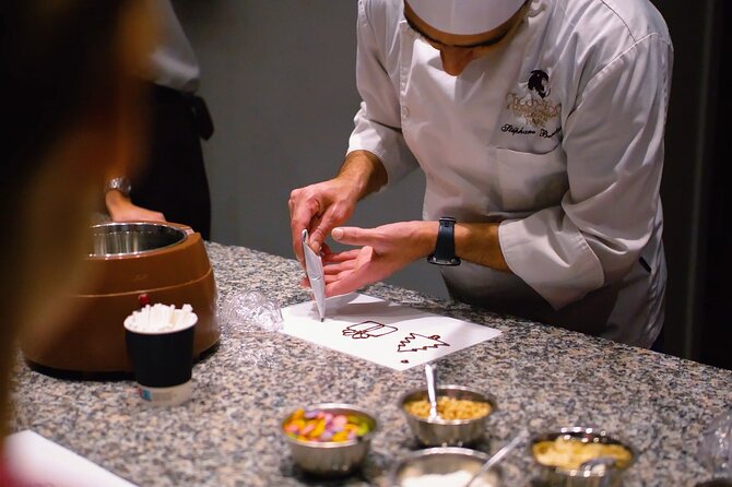 Paris : 45 min Chocolate Workshop at Choco-Story Paris - Kids and adults: the age rules you must follow