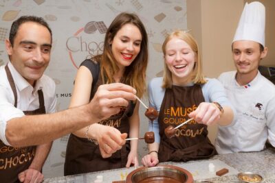 Paris : 45 min Chocolate Workshop at Choco-Story Paris - The museum included: tastings plus a virtual demo