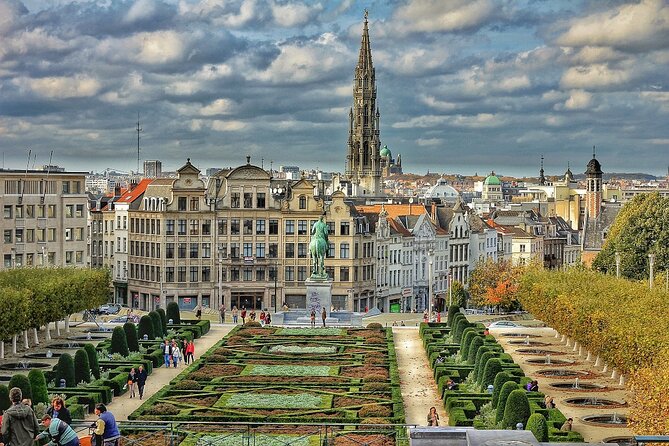 Paris: Discover Brussels and Bruges & Optional Chocolate Tasting - Getting out of Paris early: meeting point, passport, and what to bring
