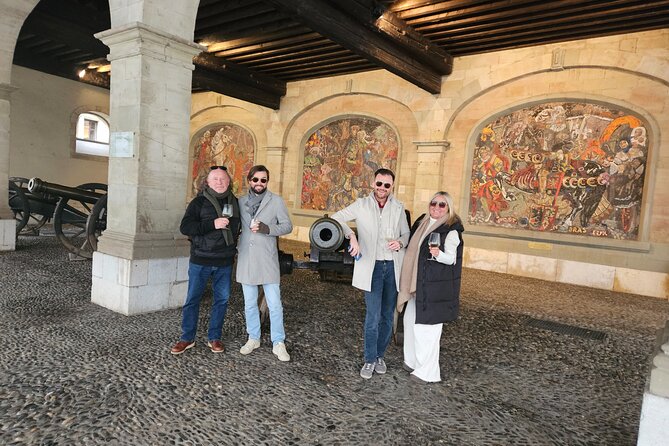 Private Chocolate Tour in Geneva by Tuk Tuk - Stop 1: Place Bourg du Four and a Chocolate Factory in Old Town