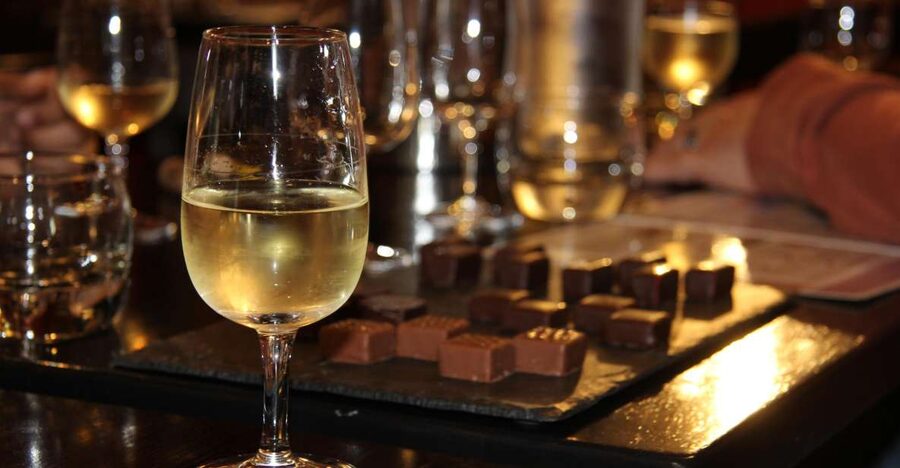 Private Wine and Chocolate Tasting Experience - Polidor Meeting Point: Starting Your Tasting in a Real Paris Spot