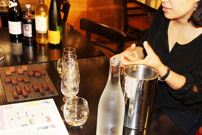 Private Wine and Chocolate Tasting in Paris - How the Wine Tasting Works: Four Bottles, Real Technique