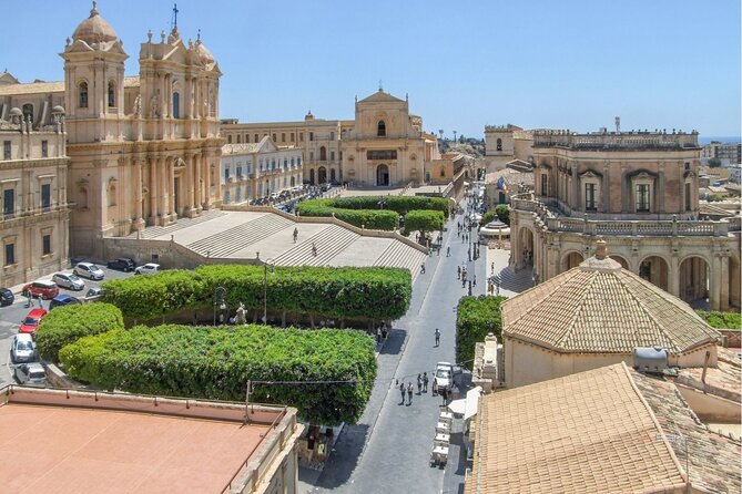 Ragusa, Noto and Chocolate Tasting - Day tour from Siracusa - Modica: Aztec-style chocolate tasting plus cathedral time
