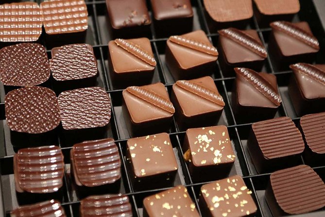 Saint-Germain The Original Chocolate Tasting Tour with Pastries and Macaron - Timing, weather, and what to bring in Paris