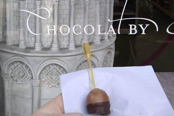 Savannah History plus Coffee and Chocolate Walking Tour - The history part: what you’re really learning on the street