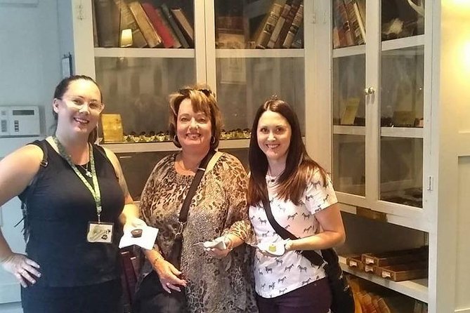 Savannah History plus Coffee and Chocolate Walking Tour - Practical tips for a smooth Savannah afternoon