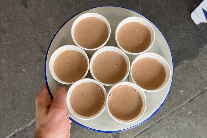 Seattle Chocolate Tour - Who should book this, and who should walk with care