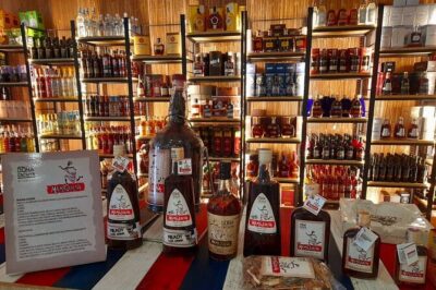 Shopping Tour Punta Cana Larimar Chocolate Cigar Factory souvenir - Don Lucas at Bella Mare Store: Cigar Making You Can See