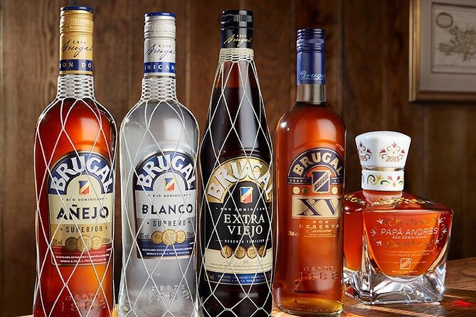 Shopping tour Punta Cana rum cigars coffee larimar chocolate souvenirs mamajuan - Tobacco museum and cigar tasting: where the tour earns its keep