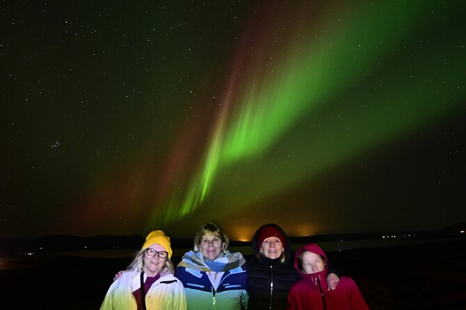 Small-Group Tour: Northern Lights with Photos & Hot Chocolate - Price and value: what you’re paying for