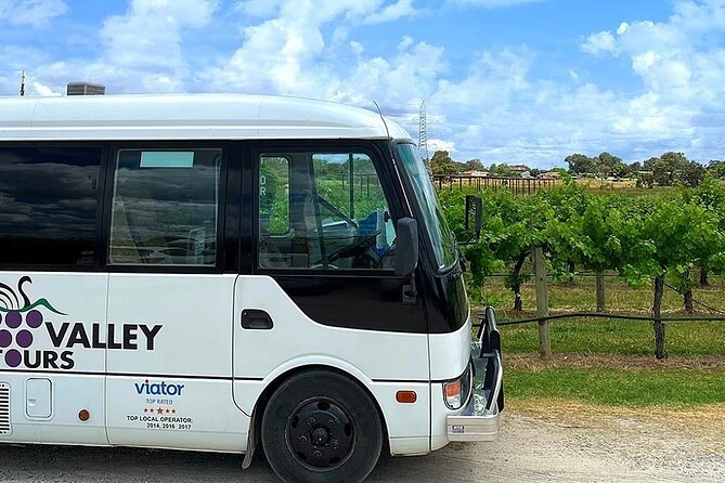 Swan Valley Tour from Perth: Wine, Beer and Chocolate Tastings - Wine tastings across Swan Valley: why the “variety” approach works